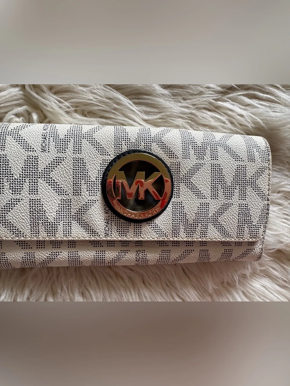 Michael Kors Vanilla Signature MK Logo Fulton Flap Continental Wallet Clutch EUC